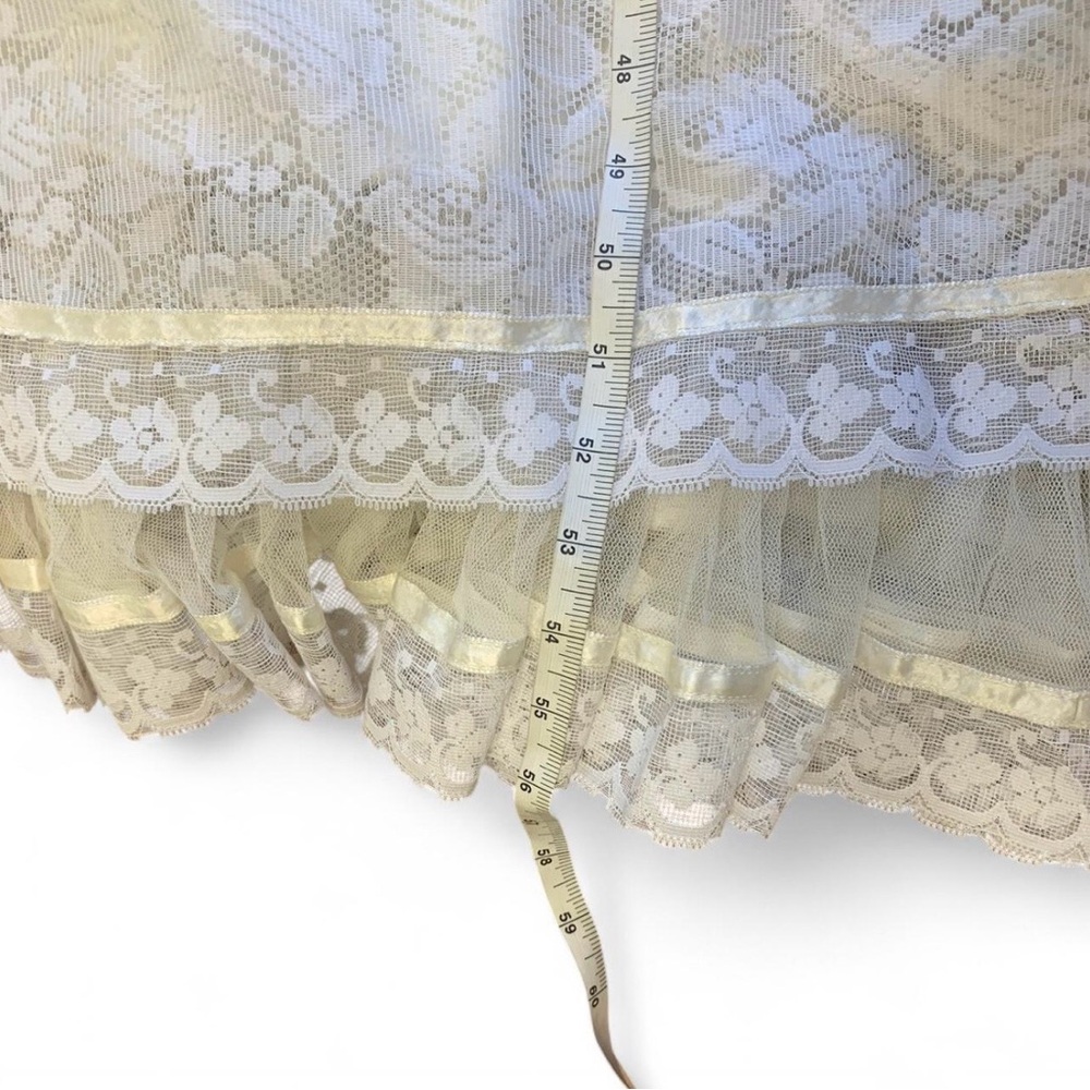 Gunne Sax Ivory Lace Long-Sleeve Wedding Gown Size 11 - Picture 7 of 8